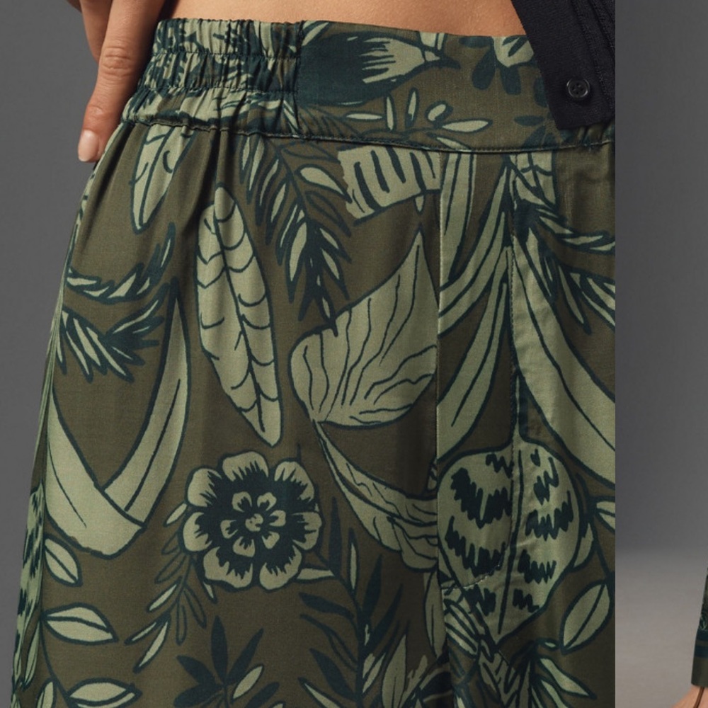 Farm Rio x Anthropologie Satin Tropical Green Wide Leg Pants | S - Picture 3 of 8